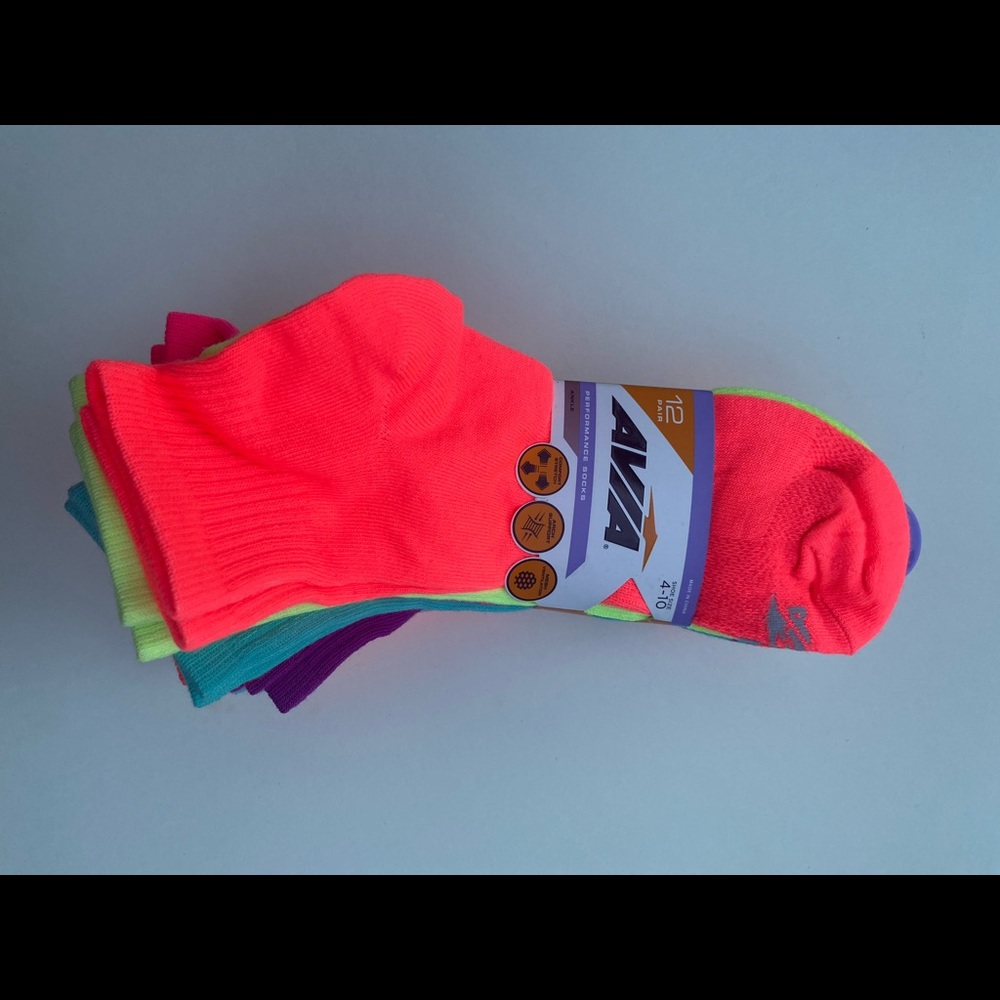 NEW Avia 12 pack socks